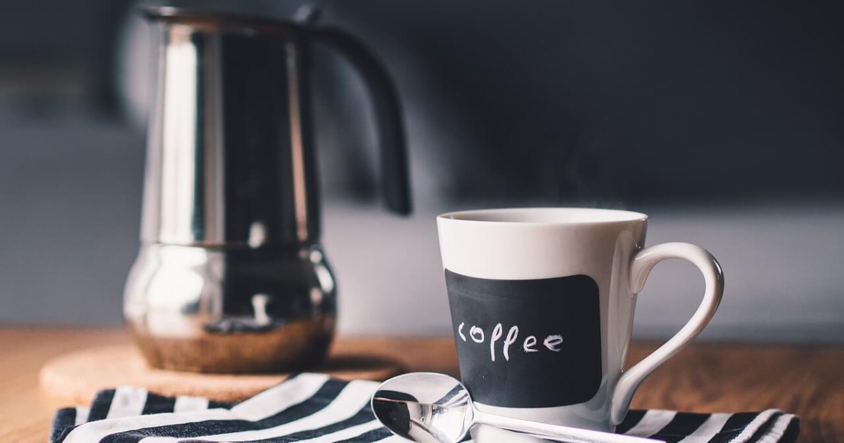 Ces lieux où les livres rassemblent : salons, clubs et cafés littéraires